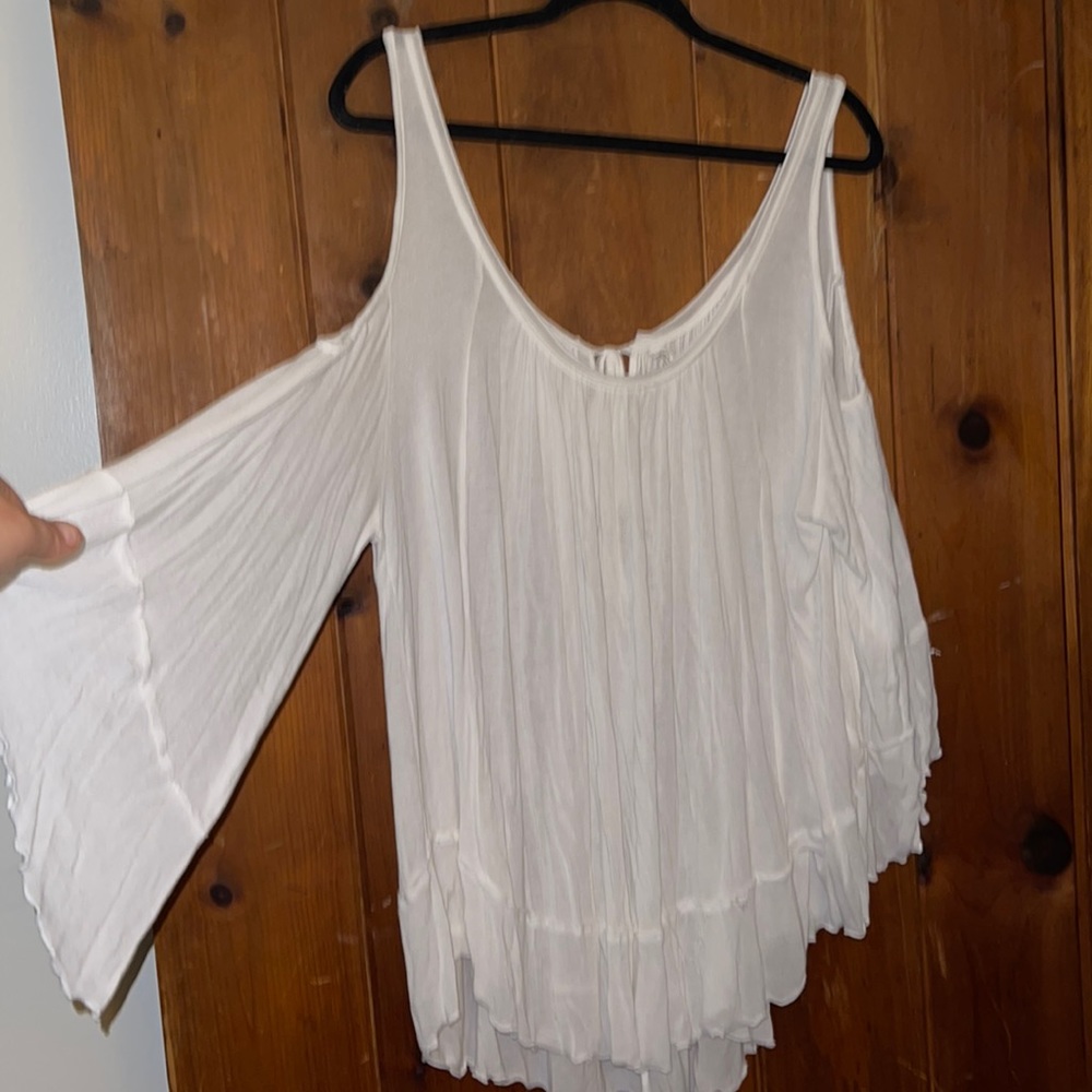 FREE PEOPLE flutter sleeve open shoulder balloon sleeve ruffle lose blouse